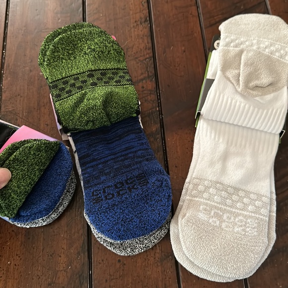 CROCS SOCKS Big Kid - Picture 6 of 10